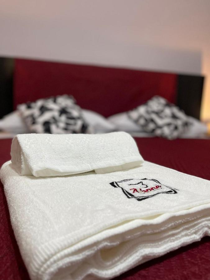 A Bone Guest House Katania Zewnętrze zdjęcie